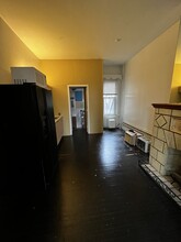 1521 S Broad St, Unit 2F in Philadelphia, PA - Building Photo - Building Photo