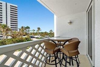 1200 S Ocean Blvd in Boca Raton, FL - Building Photo - Building Photo