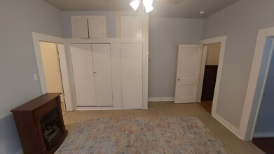 816 E Carson St, Unit 816 in San Antonio, TX - Building Photo - Building Photo