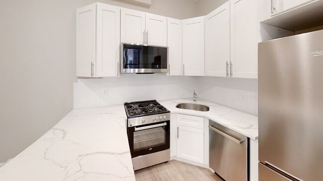 14 Edgerly Rd, Unit 5 in Boston, MA - Building Photo - Building Photo