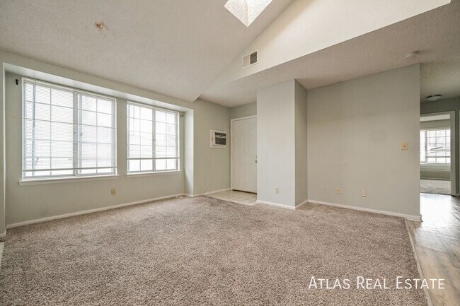 862 S Uravan Ct in Aurora, CO - Building Photo - Building Photo