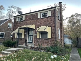 10030 S Yates Blvd in Chicago, IL - Building Photo