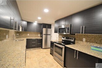 73 Thatcher St in Brookline, MA - Building Photo - Building Photo