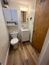 20 1/2 Fern St, Unit 20.5A (Downstairs Unit in Athens, OH - Foto de edificio - Building Photo