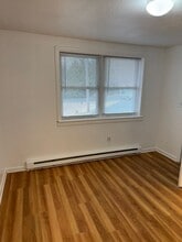 59 College Hwy in Southwick, MA - Building Photo - Building Photo