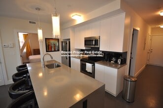 659 Massachusetts Ave, Unit 3 in Boston, MA - Building Photo - Building Photo