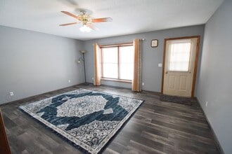 2106 43rd St NW in Rochester, MN - Building Photo - Building Photo