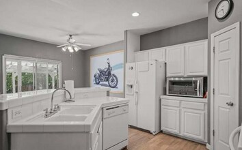2029 S MacKenzie Cir in Sparks, NV - Building Photo - Building Photo