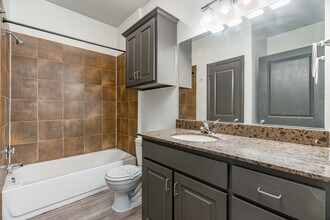 The Talon in Denton, TX - Building Photo - Building Photo