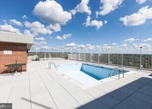 1 E University Pky, Unit 1410 in Baltimore, MD - Building Photo - Building Photo