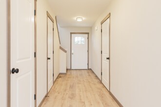 1318 Lamont Ln in Seaside, OR - Building Photo - Building Photo