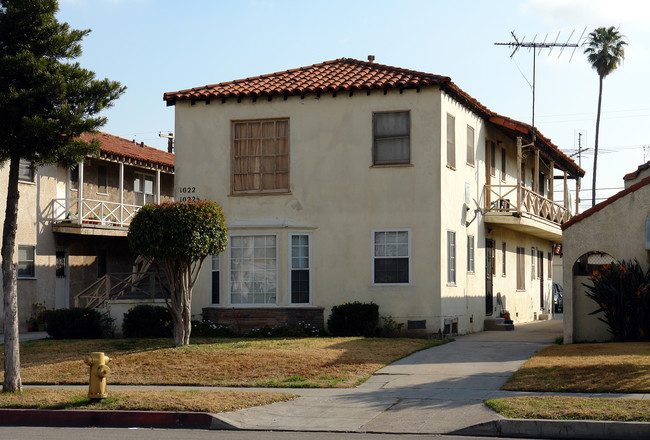 1022 S Inglewood Ave in Inglewood, CA - Foto de edificio - Building Photo