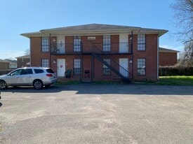 40 Sta Les Cv, Unit 4 in Jackson, TN - Building Photo