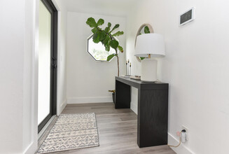 700 SW 4th St in Boca Raton, FL - Building Photo - Building Photo