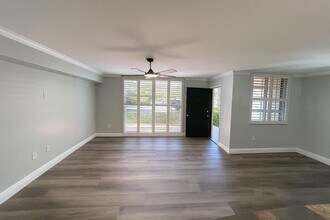 1707 Village Blvd in West Palm Beach, FL - Building Photo - Building Photo