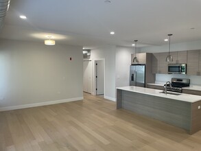 1010 Central Ave in Wilmette, IL - Building Photo - Building Photo