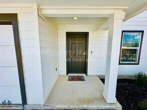 14402 Navidad Pike in San Antonio, TX - Building Photo - Building Photo