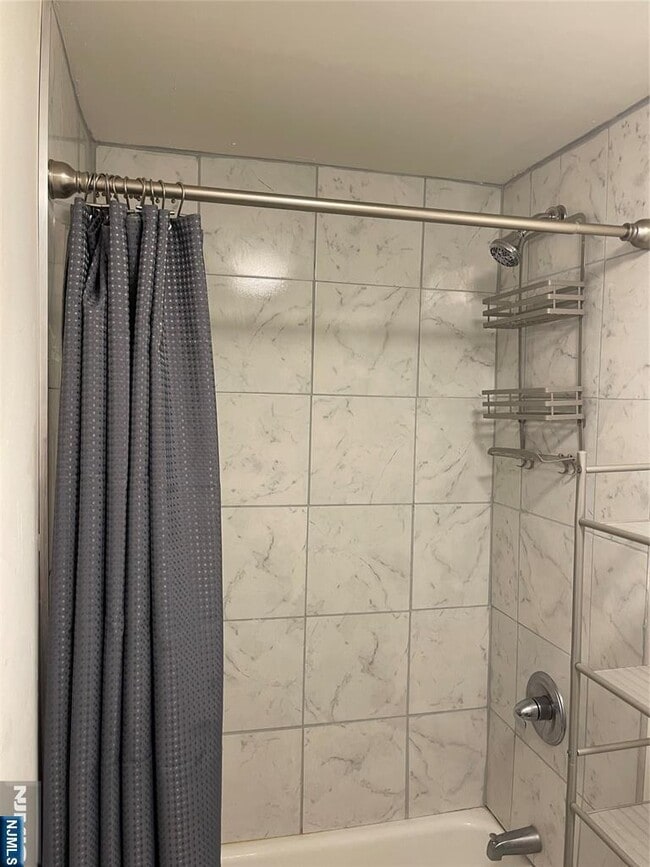 224 Pierre Ave in Garfield, NJ - Building Photo - Building Photo
