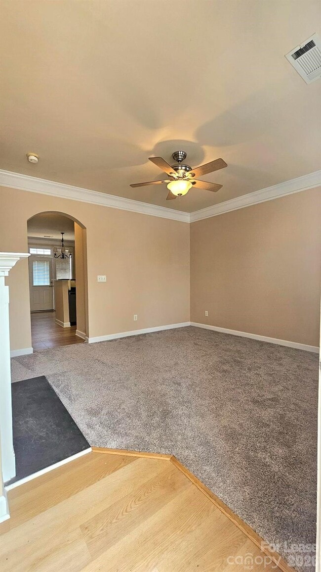 1067 Writers Way in Cornelius, NC - Building Photo - Building Photo