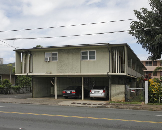 916 Mccully St in Honolulu, HI - Foto de edificio - Building Photo