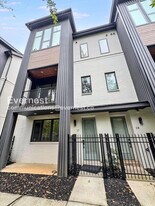 2347 Hosea L Williams Dr NE in Atlanta, GA - Building Photo