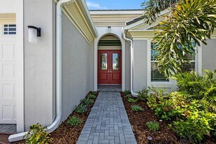 14184 Lace Bark Ln in Westlake, FL - Building Photo
