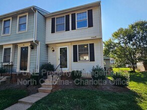 9445 Lexington Cir in Charlotte, NC - Building Photo - Building Photo