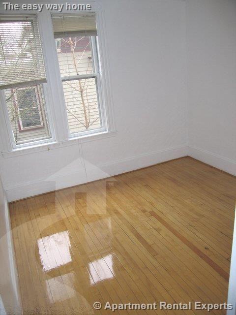 16 Pleasant St in Cambridge, MA - Building Photo - Building Photo