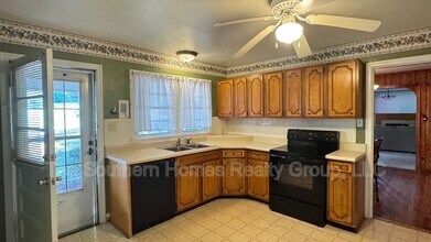 1012 Wilson St in Athens, TN - Building Photo - Building Photo