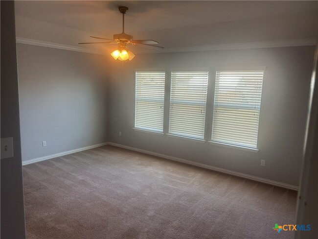 property at 5911 Siltstone Loop