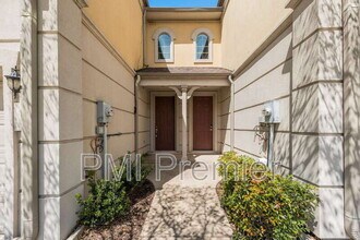 321 Metropolitan Dr in Plano, TX - Building Photo - Building Photo