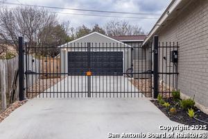 11307 Woollcott St in San Antonio, TX - Building Photo - Building Photo