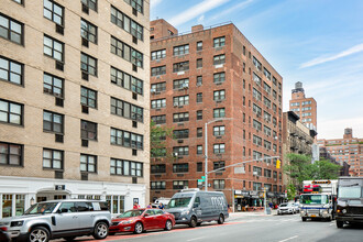 1469 2nd Ave in New York, NY - Building Photo - Building Photo