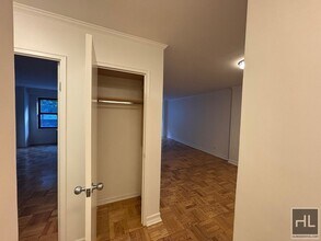 EAST 63 STREET in New York, NY - Building Photo - Building Photo