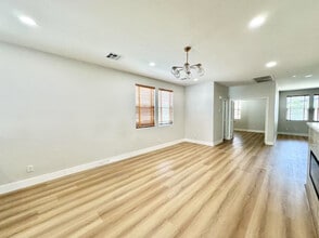 3393 Jasmine Vine Ct in Las Vegas, NV - Building Photo - Building Photo