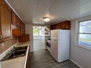 619 Woodlawn Dr in Anderson, IN - Building Photo - Building Photo