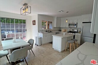 2131 5th Ave in Los Angeles, CA - Building Photo - Building Photo