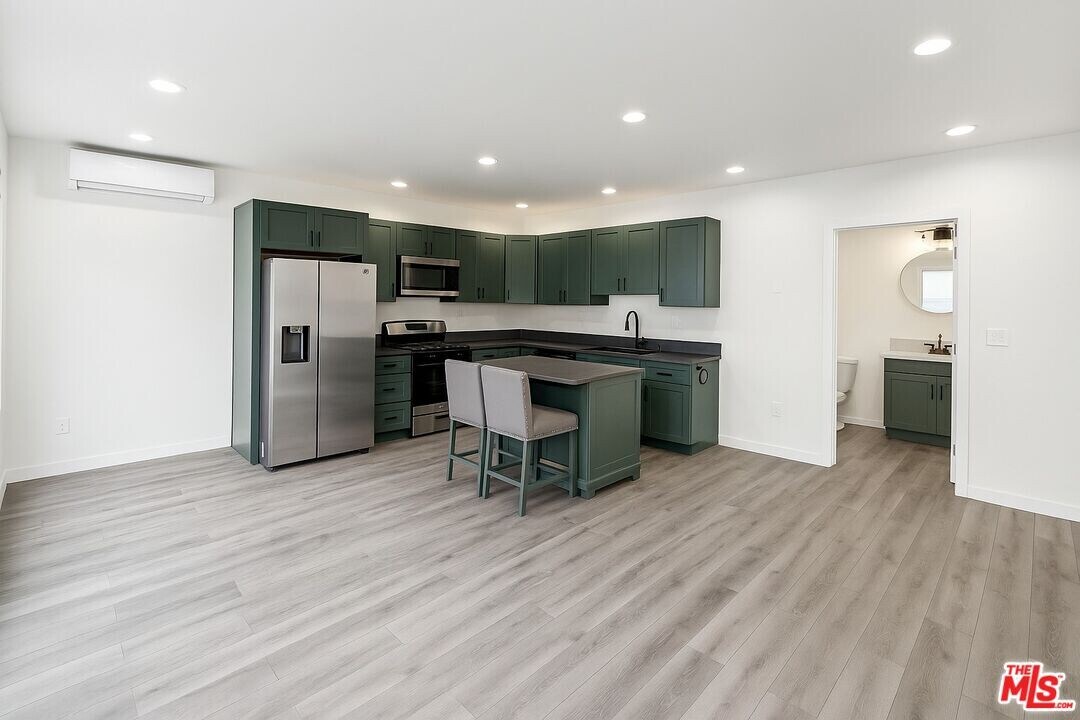 19604 Monarch Ridge Dr in Santa Clarita, CA - Building Photo