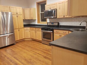 1425 N Washtenaw Ave in Chicago, IL - Building Photo - Building Photo