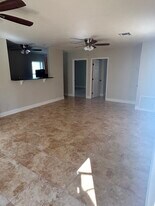 1827 2nd Ave E in Bradenton, FL - Building Photo