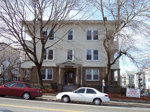 65 May St in Worcester, MA - Foto de edificio - Building Photo