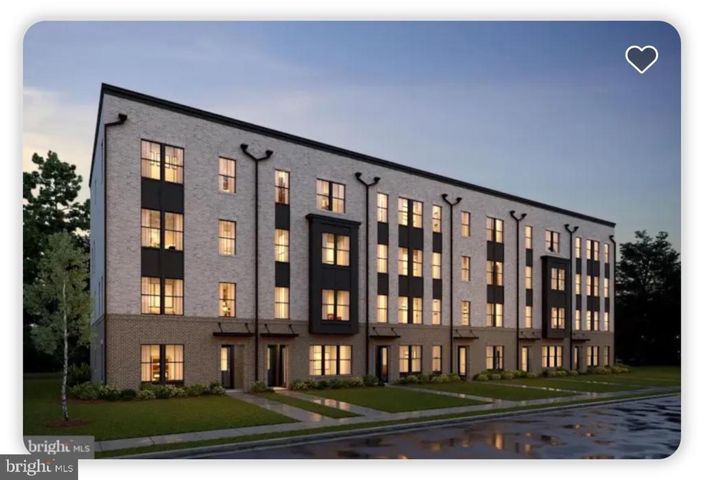 117 E Cromwell St in Baltimore, MD - Building Photo