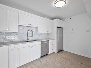 9341 Collins Ave in Surfside, FL - Building Photo - Building Photo