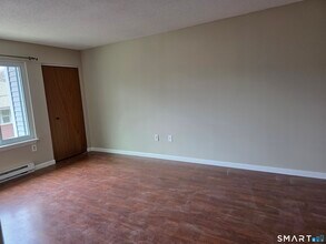 85 Niles Hill Rd in New London, CT - Building Photo - Building Photo