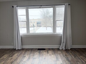 329 W Broadway St in Frankfort, KY - Building Photo - Building Photo