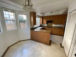 462 W Duarte Rd, Unit B in Arcadia, CA - Building Photo - Building Photo