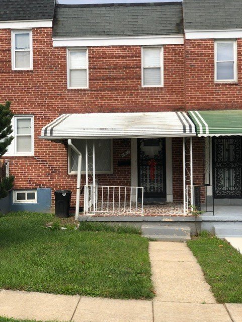 property at 2802 Windsor Ave
