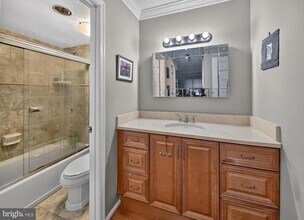 8370 Greensboro Dr in McLean, VA - Building Photo - Building Photo