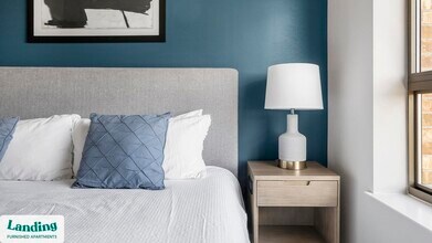 825 Usener St, Unit 923 in Houston, TX - Building Photo - Building Photo