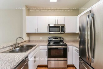 1220 Charlesworth Dr in Wesley Chapel, FL - Building Photo - Building Photo